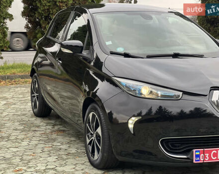 Черный Рено Зое, объемом двигателя 0 л и пробегом 85 тыс. км за 9600 $, фото 18 на Automoto.ua