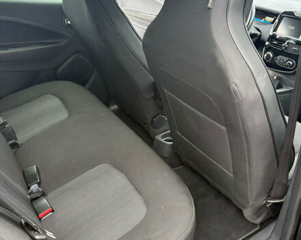 Чорний Рено Зое, об'ємом двигуна 0 л та пробігом 100 тис. км за 8499 $, фото 26 на Automoto.ua