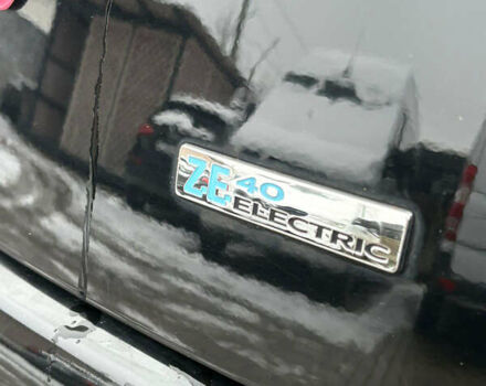 Чорний Рено Зое, об'ємом двигуна 0 л та пробігом 100 тис. км за 8499 $, фото 21 на Automoto.ua