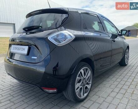 Черный Рено Зое, объемом двигателя 0 л и пробегом 33 тыс. км за 11999 $, фото 10 на Automoto.ua