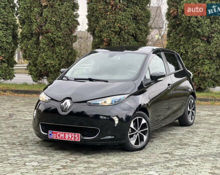 Черный Рено Зое, объемом двигателя 0 л и пробегом 85 тыс. км за 9600 $, фото 2 на Automoto.ua