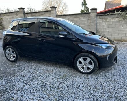Черный Рено Зое, объемом двигателя 0 л и пробегом 139 тыс. км за 9500 $, фото 4 на Automoto.ua