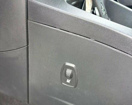 Чорний Рено Зое, об'ємом двигуна 0 л та пробігом 100 тис. км за 8499 $, фото 35 на Automoto.ua