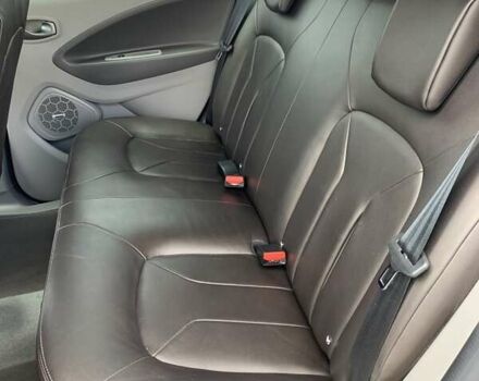 Черный Рено Зое, объемом двигателя 0 л и пробегом 33 тыс. км за 11999 $, фото 36 на Automoto.ua