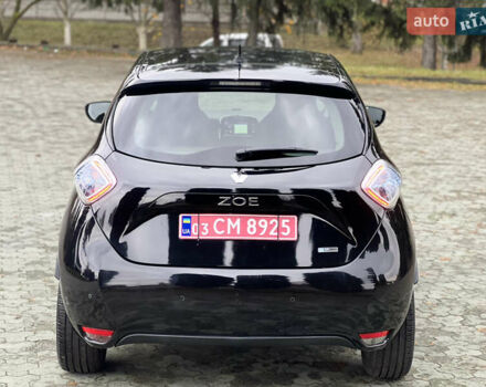 Черный Рено Зое, объемом двигателя 0 л и пробегом 85 тыс. км за 9600 $, фото 15 на Automoto.ua