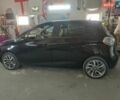Черный Рено Зое, объемом двигателя 0 л и пробегом 153 тыс. км за 10100 $, фото 1 на Automoto.ua