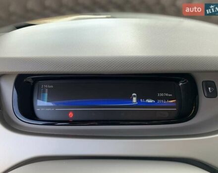 Черный Рено Зое, объемом двигателя 0 л и пробегом 33 тыс. км за 11999 $, фото 21 на Automoto.ua