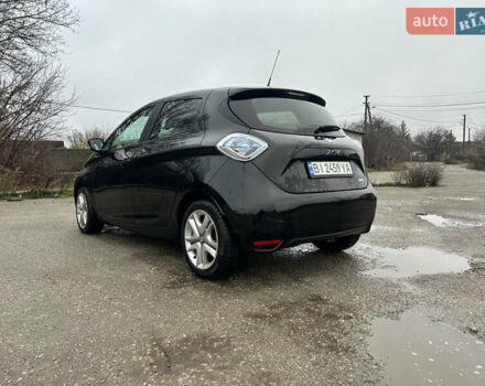 Черный Рено Зое, объемом двигателя 0 л и пробегом 51 тыс. км за 10400 $, фото 3 на Automoto.ua