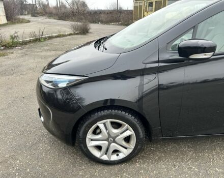 Черный Рено Зое, объемом двигателя 0 л и пробегом 51 тыс. км за 10400 $, фото 7 на Automoto.ua