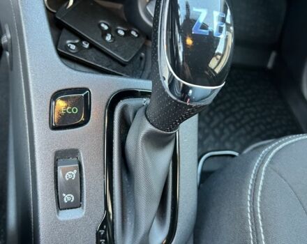 Черный Рено Зое, объемом двигателя 0 л и пробегом 139 тыс. км за 9500 $, фото 19 на Automoto.ua