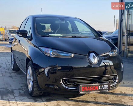 Черный Рено Зое, объемом двигателя 0 л и пробегом 79 тыс. км за 10888 $, фото 2 на Automoto.ua