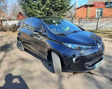 Черный Рено Зое, объемом двигателя 0 л и пробегом 35 тыс. км за 10700 $, фото 1 на Automoto.ua