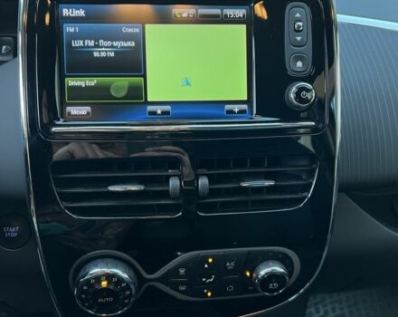 Черный Рено Зое, объемом двигателя 0 л и пробегом 139 тыс. км за 9500 $, фото 17 на Automoto.ua