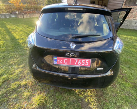 Черный Рено Зое, объемом двигателя 0 л и пробегом 49 тыс. км за 10900 $, фото 1 на Automoto.ua