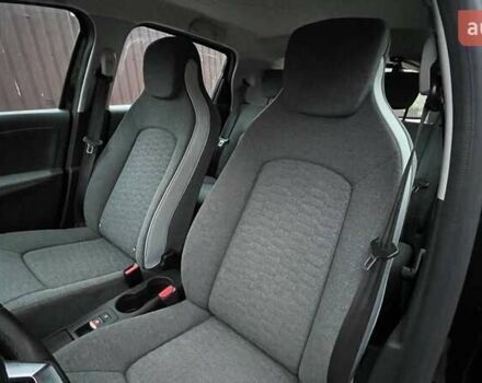 Чорний Рено Зое, об'ємом двигуна 0 л та пробігом 93 тис. км за 12900 $, фото 22 на Automoto.ua