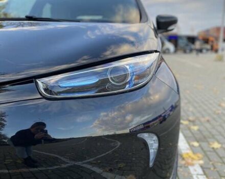 Черный Рено Зое, объемом двигателя 0 л и пробегом 15 тыс. км за 10650 $, фото 9 на Automoto.ua