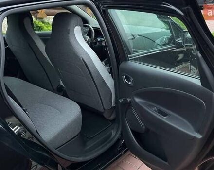 Чорний Рено Зое, об'ємом двигуна 0 л та пробігом 93 тис. км за 12900 $, фото 23 на Automoto.ua
