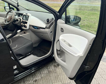 Чорний Рено Зое, об'ємом двигуна 0 л та пробігом 17 тис. км за 11500 $, фото 20 на Automoto.ua