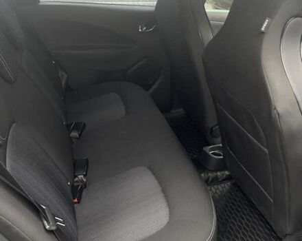 Чорний Рено Зое, об'ємом двигуна 0 л та пробігом 98 тис. км за 9999 $, фото 21 на Automoto.ua