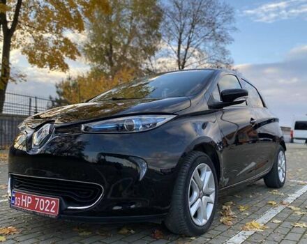 Черный Рено Зое, объемом двигателя 0 л и пробегом 15 тыс. км за 10650 $, фото 2 на Automoto.ua
