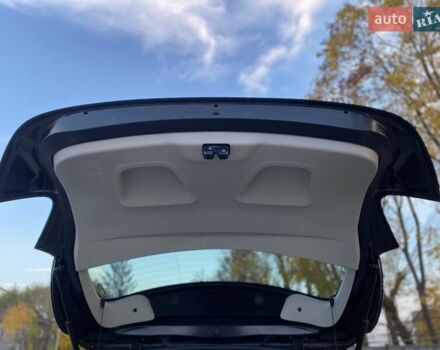 Черный Рено Зое, объемом двигателя 0 л и пробегом 15 тыс. км за 10650 $, фото 43 на Automoto.ua