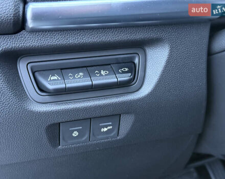 Черный Рено Зое, объемом двигателя 0 л и пробегом 129 тыс. км за 13700 $, фото 12 на Automoto.ua