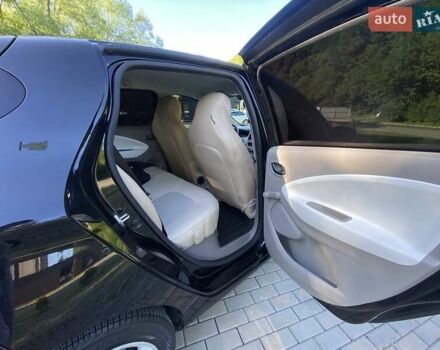 Черный Рено Зое, объемом двигателя 0 л и пробегом 25 тыс. км за 9999 $, фото 12 на Automoto.ua