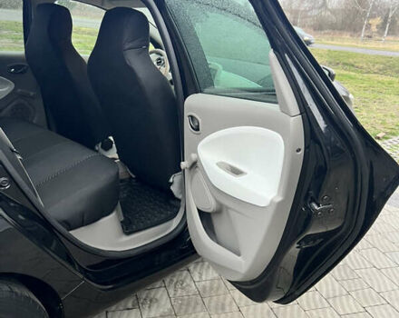 Чорний Рено Зое, об'ємом двигуна 0 л та пробігом 17 тис. км за 11500 $, фото 18 на Automoto.ua