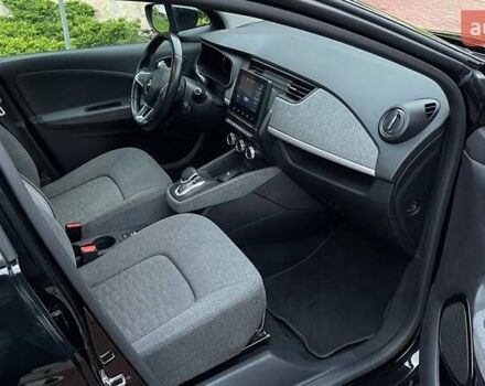 Чорний Рено Зое, об'ємом двигуна 0 л та пробігом 93 тис. км за 12900 $, фото 11 на Automoto.ua