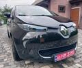 Черный Рено Зое, объемом двигателя 0 л и пробегом 37 тыс. км за 10000 $, фото 6 на Automoto.ua