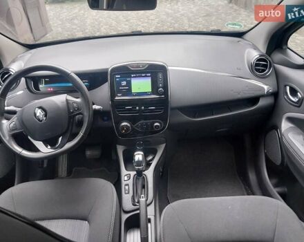 Черный Рено Зое, объемом двигателя 0 л и пробегом 37 тыс. км за 9999 $, фото 28 на Automoto.ua