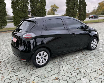 Черный Рено Зое, объемом двигателя 0 л и пробегом 30 тыс. км за 16000 $, фото 8 на Automoto.ua