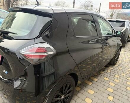 Чорний Рено Зое, об'ємом двигуна 0 л та пробігом 30 тис. км за 13900 $, фото 10 на Automoto.ua