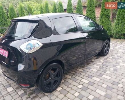 Черный Рено Зое, объемом двигателя 0 л и пробегом 37 тыс. км за 9999 $, фото 4 на Automoto.ua
