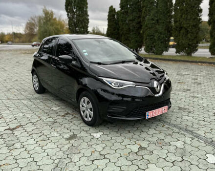 Черный Рено Зое, объемом двигателя 0 л и пробегом 30 тыс. км за 16000 $, фото 11 на Automoto.ua