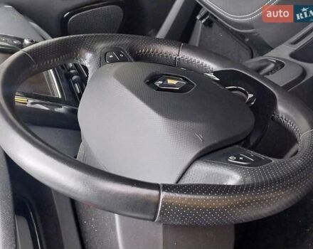 Черный Рено Зое, объемом двигателя 0 л и пробегом 37 тыс. км за 9999 $, фото 27 на Automoto.ua