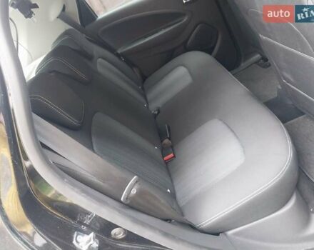 Черный Рено Зое, объемом двигателя 0 л и пробегом 37 тыс. км за 9999 $, фото 34 на Automoto.ua