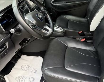 Чорний Рено Зое, об'ємом двигуна 0 л та пробігом 30 тис. км за 13900 $, фото 41 на Automoto.ua