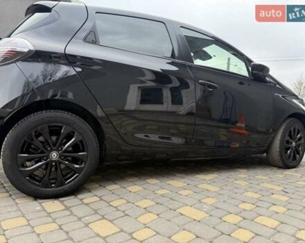 Чорний Рено Зое, об'ємом двигуна 0 л та пробігом 30 тис. км за 13900 $, фото 4 на Automoto.ua