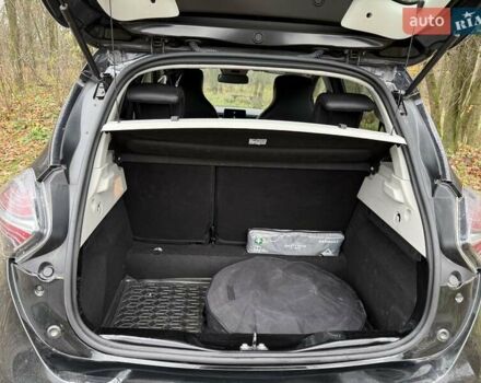 Черный Рено Зое, объемом двигателя 0 л и пробегом 123 тыс. км за 14200 $, фото 3 на Automoto.ua