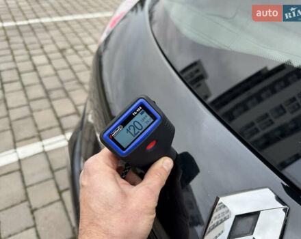 Черный Рено Зое, объемом двигателя 0 л и пробегом 125 тыс. км за 11999 $, фото 97 на Automoto.ua