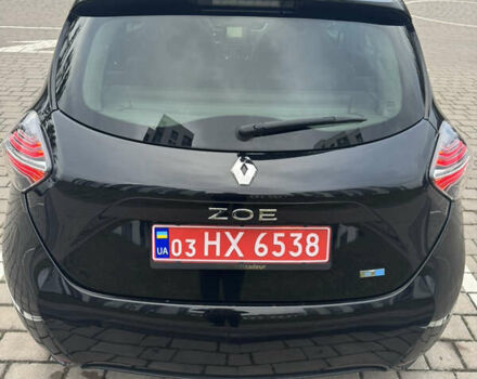 Черный Рено Зое, объемом двигателя 0 л и пробегом 125 тыс. км за 11999 $, фото 16 на Automoto.ua