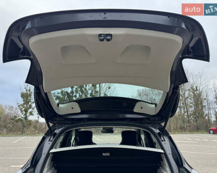 Черный Рено Зое, объемом двигателя 0 л и пробегом 125 тыс. км за 11999 $, фото 82 на Automoto.ua