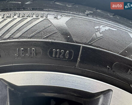 Черный Рено Зое, объемом двигателя 0 л и пробегом 125 тыс. км за 11999 $, фото 31 на Automoto.ua