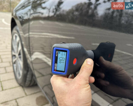 Черный Рено Зое, объемом двигателя 0 л и пробегом 125 тыс. км за 11999 $, фото 94 на Automoto.ua