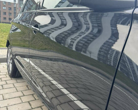 Черный Рено Зое, объемом двигателя 0 л и пробегом 125 тыс. км за 11999 $, фото 28 на Automoto.ua