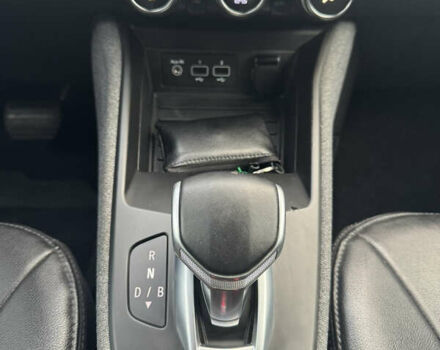 Черный Рено Зое, объемом двигателя 0 л и пробегом 125 тыс. км за 11999 $, фото 48 на Automoto.ua