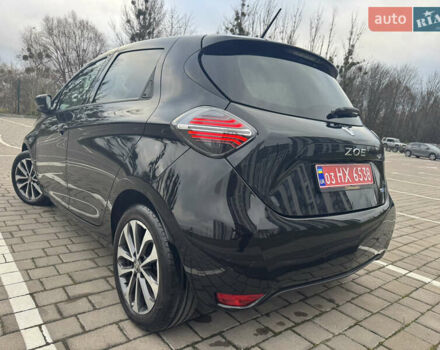 Черный Рено Зое, объемом двигателя 0 л и пробегом 125 тыс. км за 11999 $, фото 12 на Automoto.ua