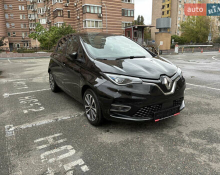 Черный Рено Зое, объемом двигателя 0 л и пробегом 60 тыс. км за 13900 $, фото 5 на Automoto.ua