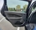 Черный Рено Зое, объемом двигателя 0 л и пробегом 154 тыс. км за 13000 $, фото 14 на Automoto.ua